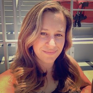 Meet your Posher, Melissa